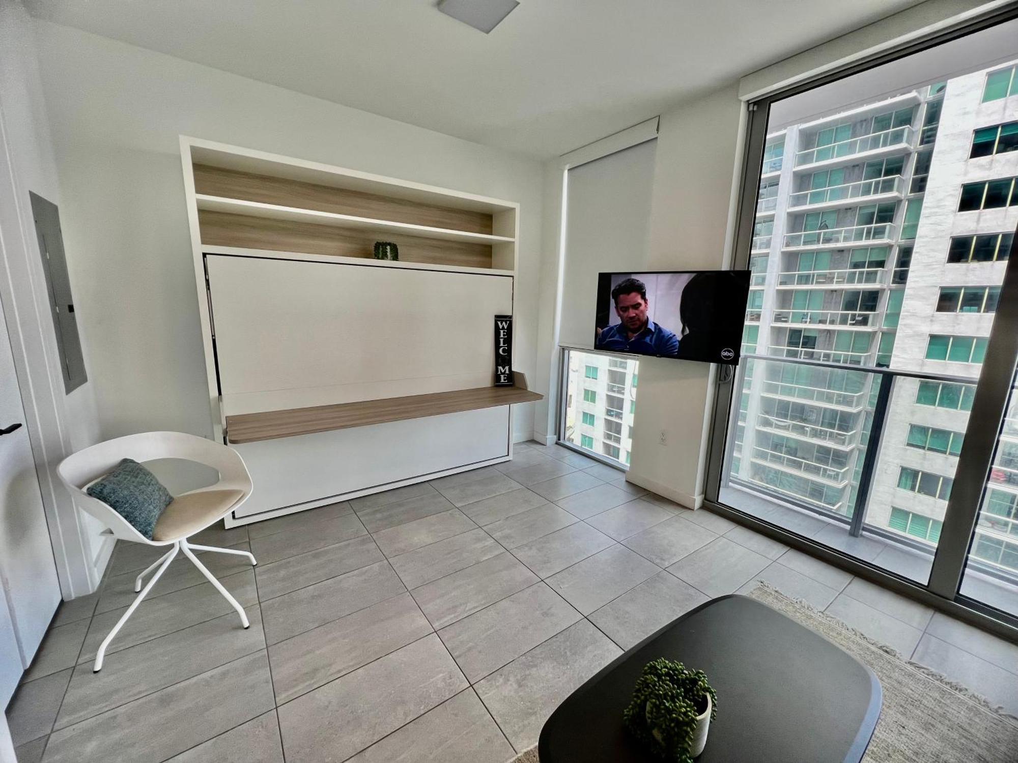 Spacious Studio In The Heart Of Downtown Miamiアパートメント エクステリア 写真