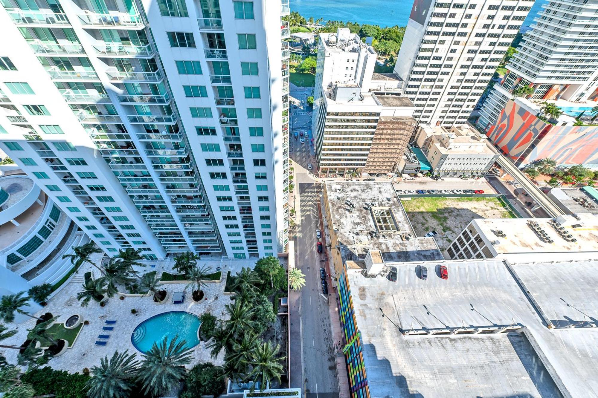 Spacious Studio In The Heart Of Downtown Miamiアパートメント エクステリア 写真