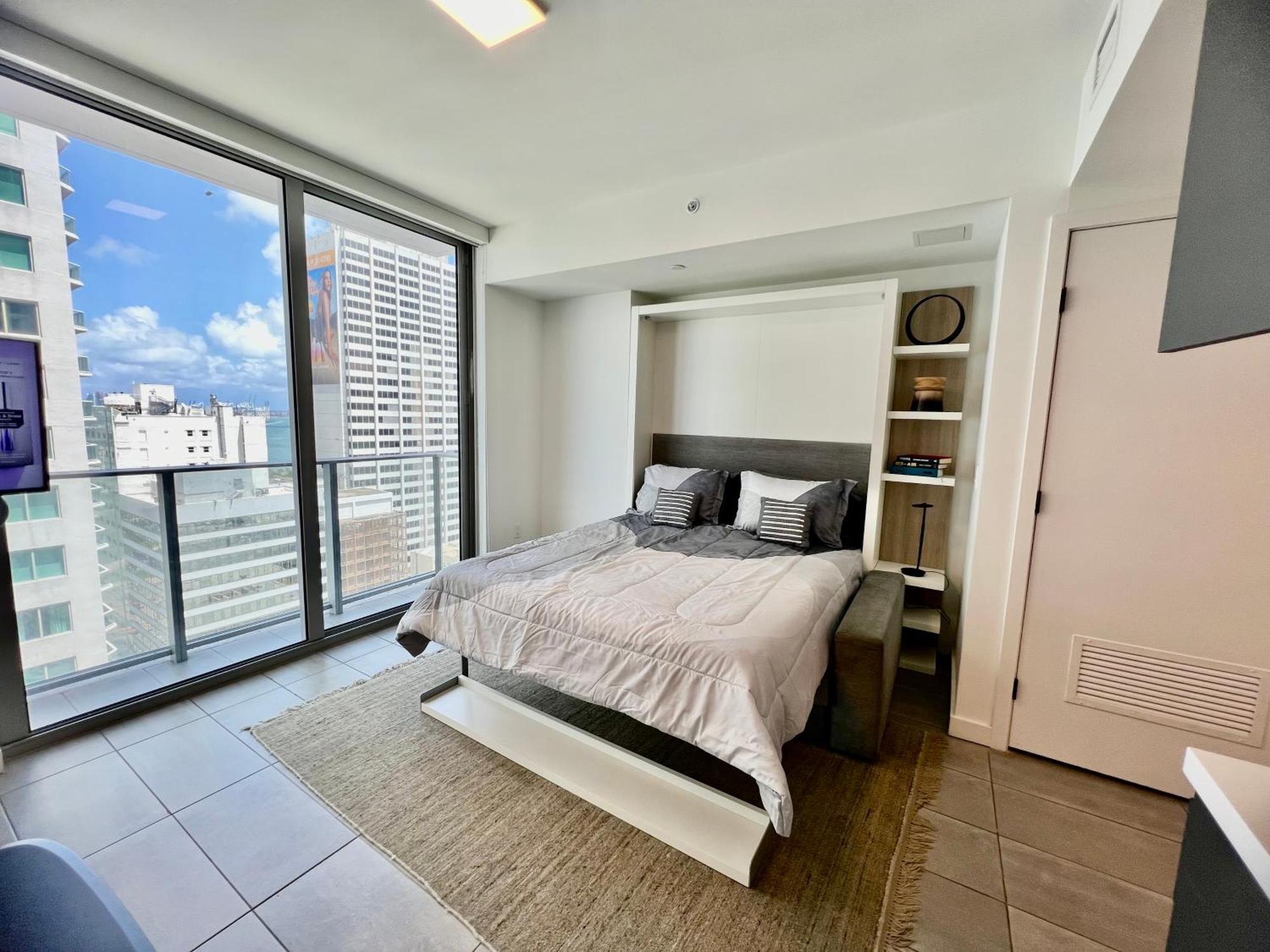 Spacious Studio In The Heart Of Downtown Miamiアパートメント エクステリア 写真